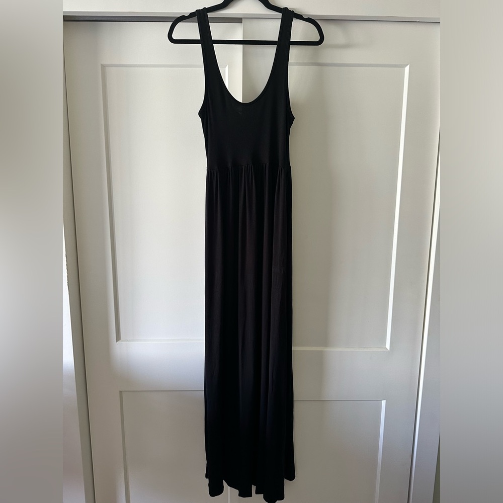 Elegant Black Maxi Dress